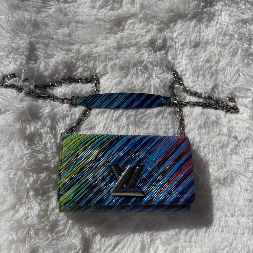 Louis Vuitton Multicolor Twist lock Epi leather Women's shoulder/clutch bag